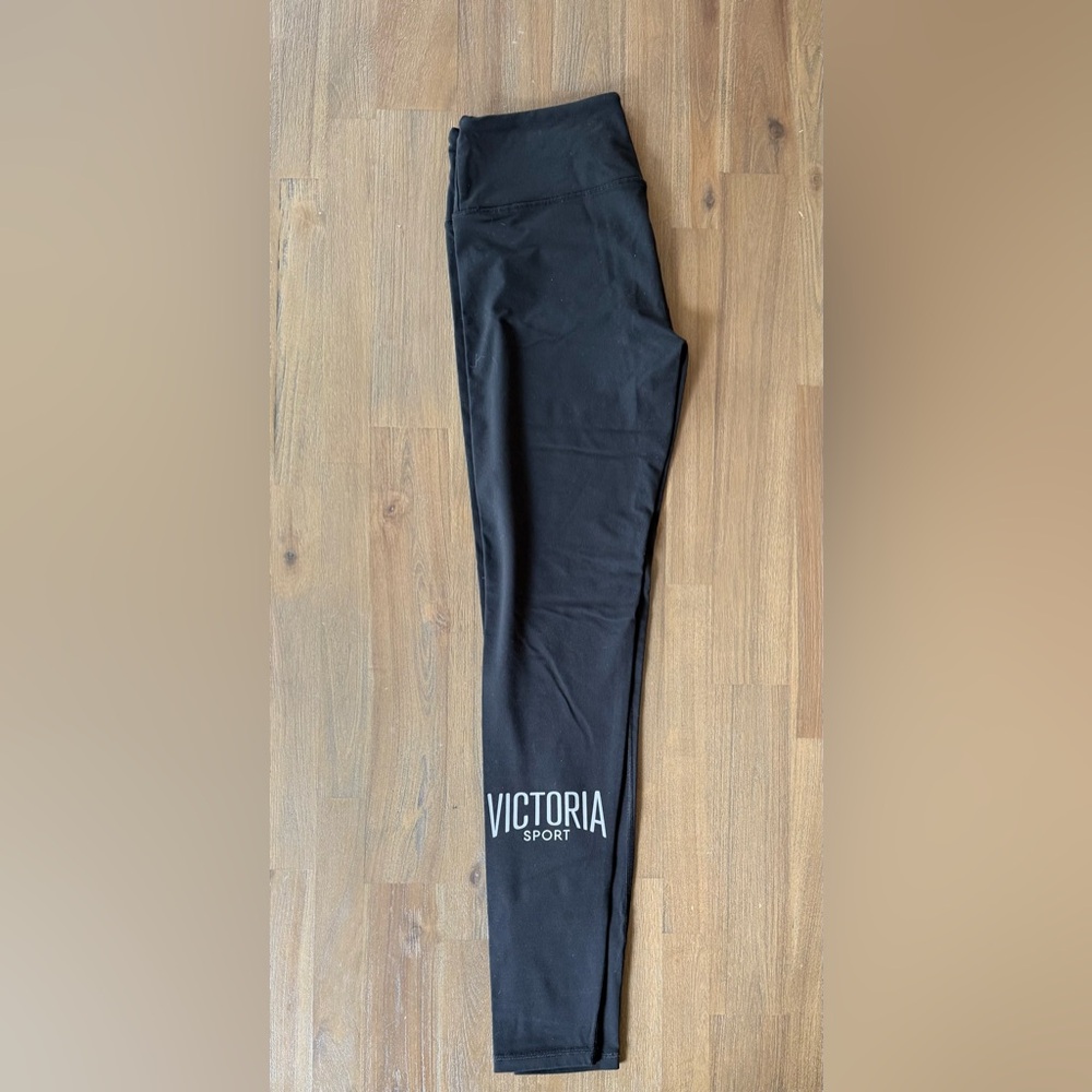 Victoria’s Secret Women’s Black Leggings